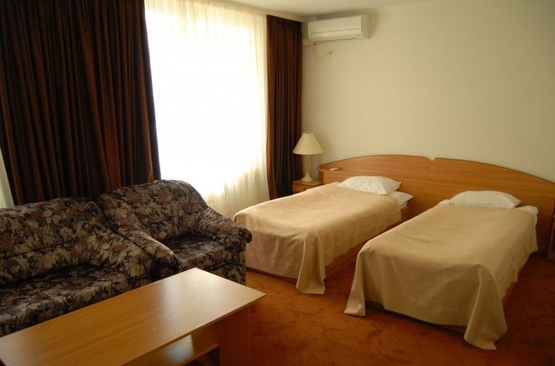Hotel Kharkov ภายนอก รูปภาพ