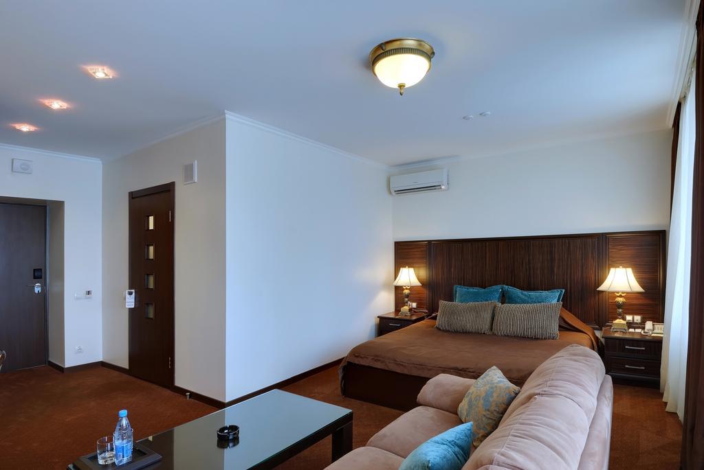 Hotel Kharkov ห้อง รูปภาพ