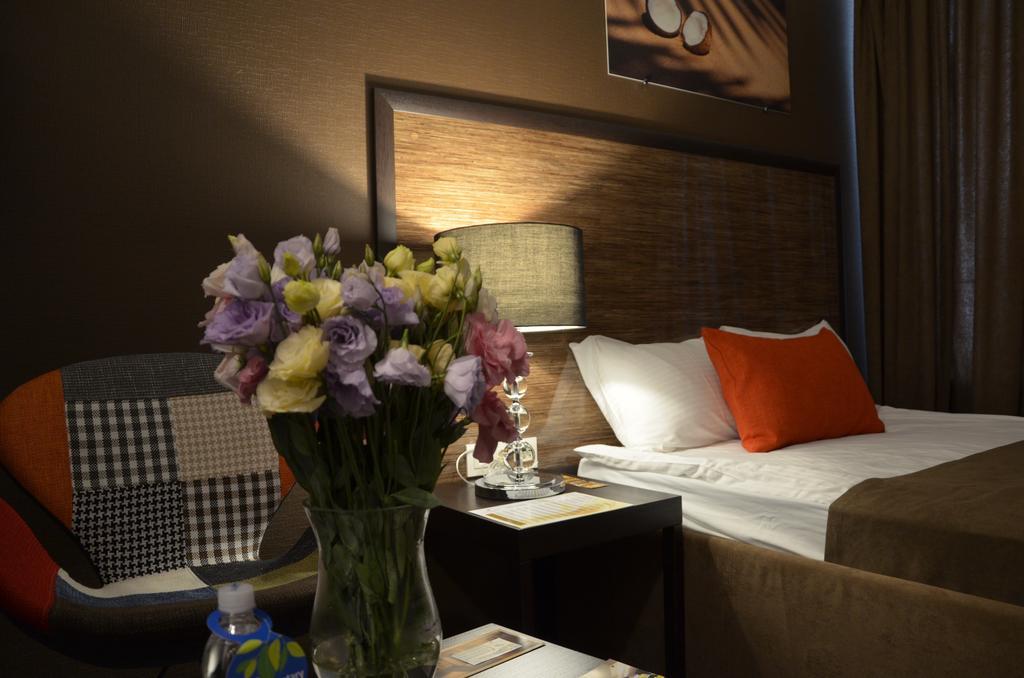 Hotel Kharkov ภายนอก รูปภาพ