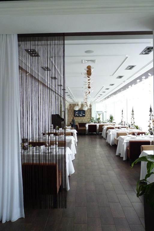 Hotel Kharkov ภายนอก รูปภาพ