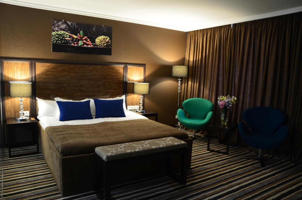 Hotel Kharkov ภายนอก รูปภาพ