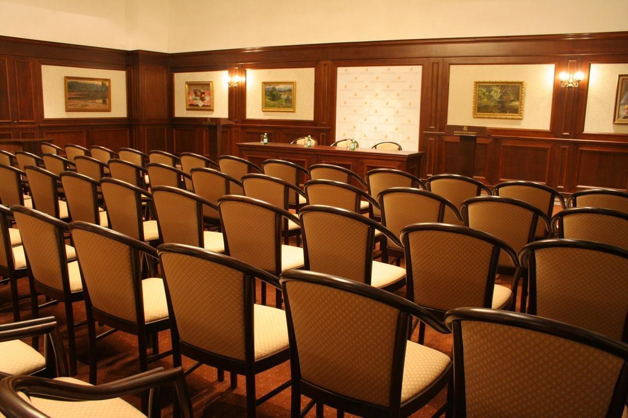 Hotel Kharkov ภายนอก รูปภาพ